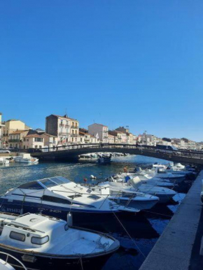 Atypical apartment in Sète